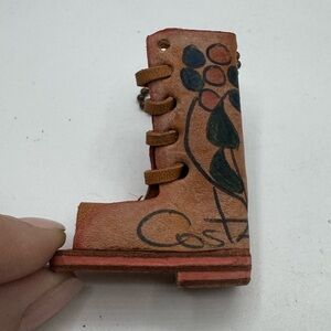 ❤️LAST CHANCE❤️ 2/$10🎄COSTA RICA vintage travel ornament leather boot handmade